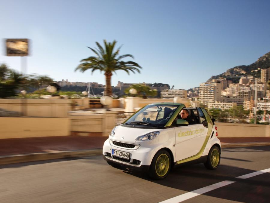  Smart ForTwo Electric Drive 2009 года  (фото 41 из 42)